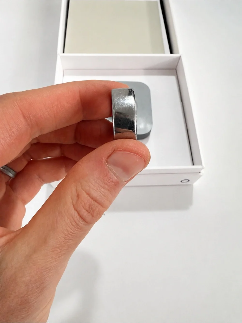 Oura Ring Gen 4 Silver Size 7